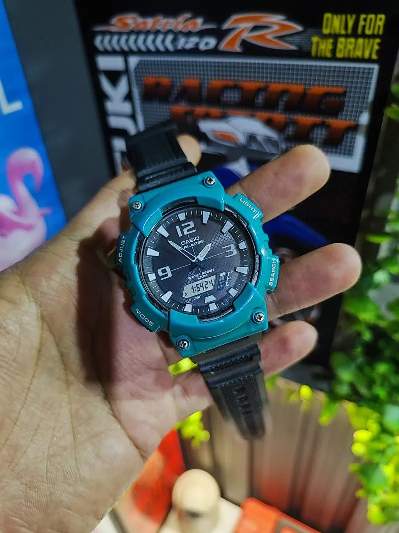 Casio AQ S810W tough solar  photo 1