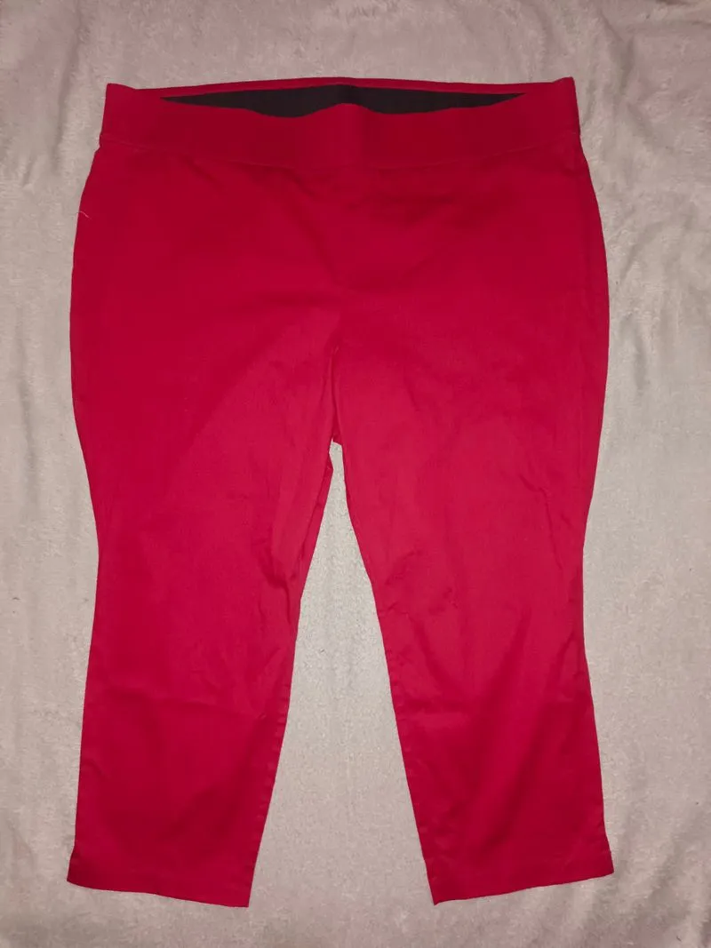 OLD NAVY Celana Panjang Wanita Merah Bigsize Size 28 Plus photo 1