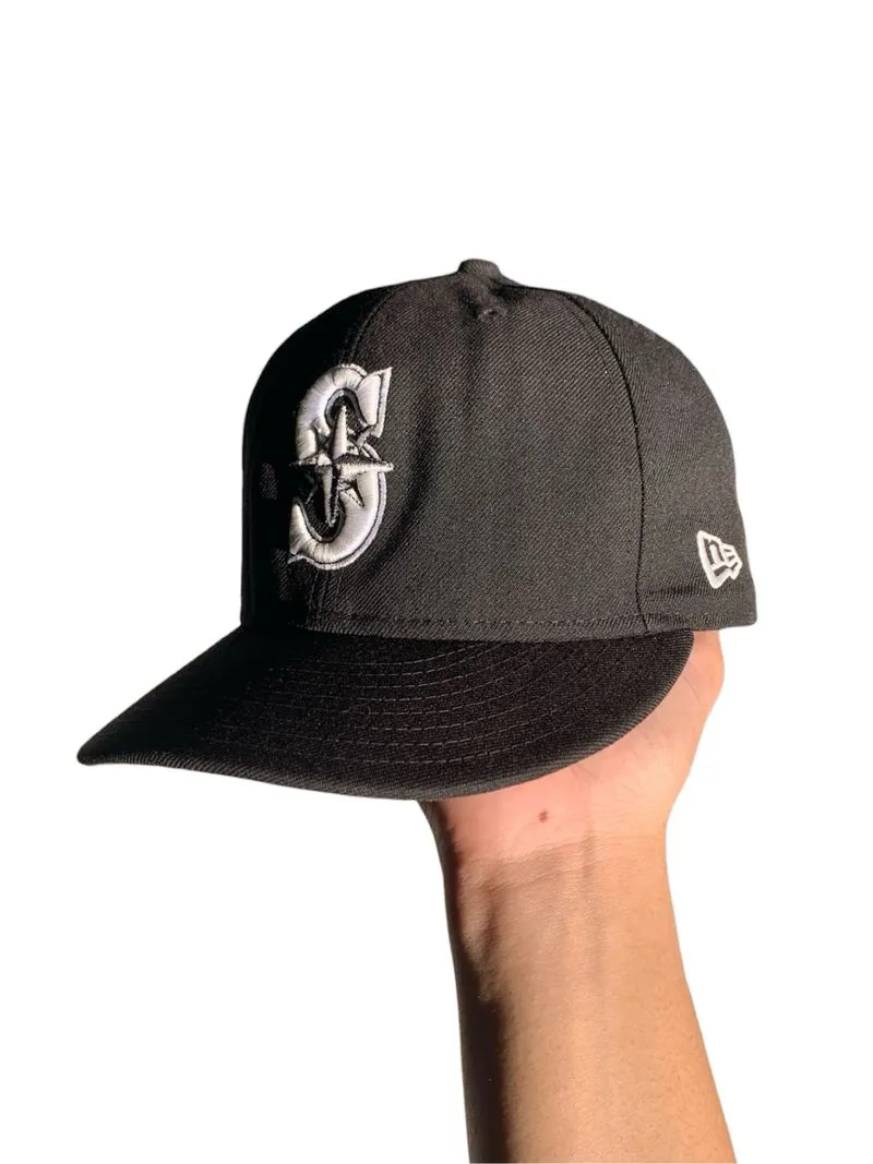 New Era Seattle Mariners Black Team Logo 59FIFTY Build Up photo 1