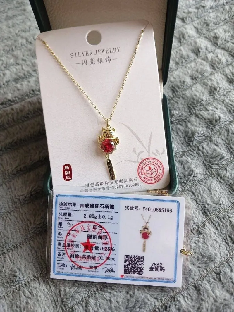 (New) Mossanite Fortune Lucky Cat Necklace 1 Crat Clear  photo 1