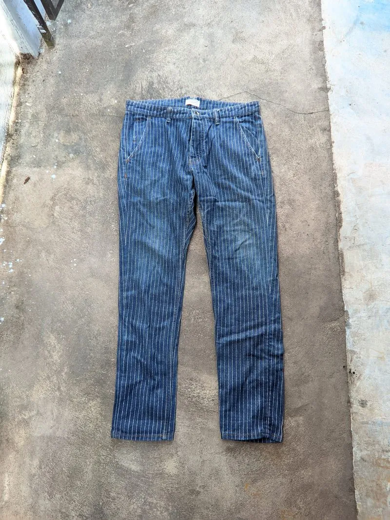 mango jeans photo 1