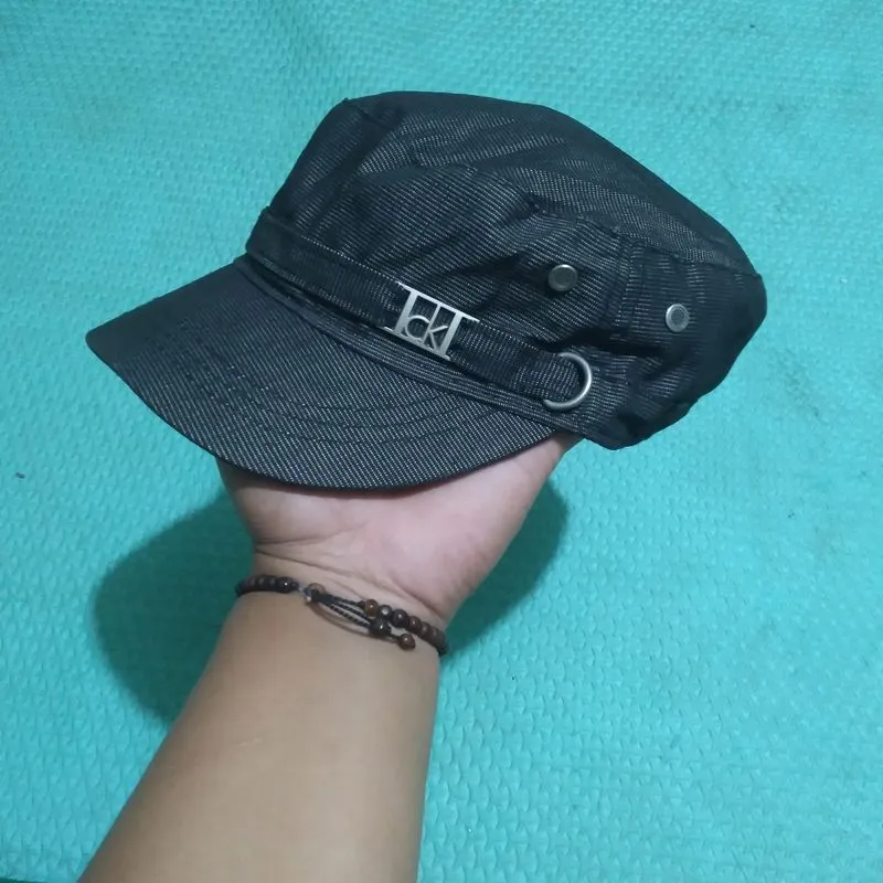 Topi patrol cap Calvin Klein vintage komando calvin klein photo 1
