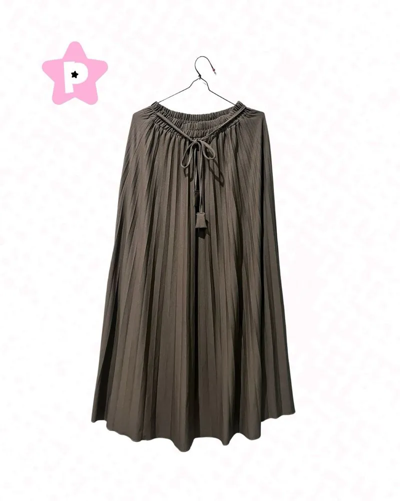 Olive Pleated Skirt photo 1