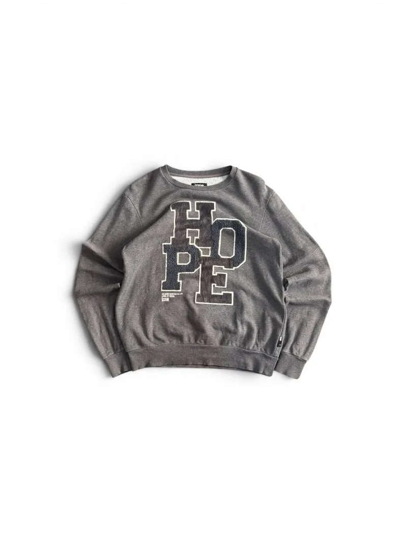 IZZUE CREWNECK photo 1