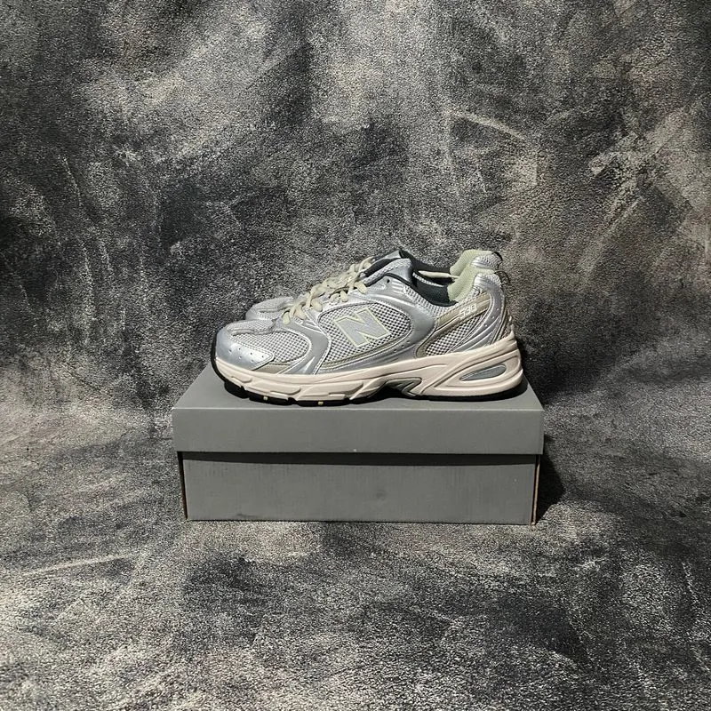 New balanc* 530 metalic silver photo 1