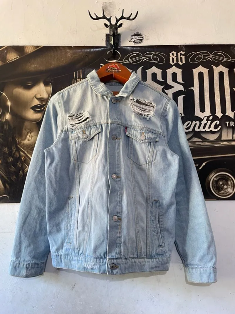 Trucker levis photo 1