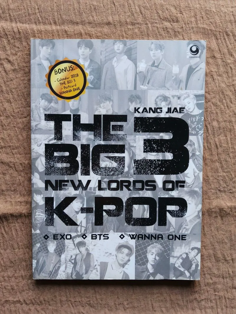 Buku kpop "the big 3 new lords of KPop" photo 1
