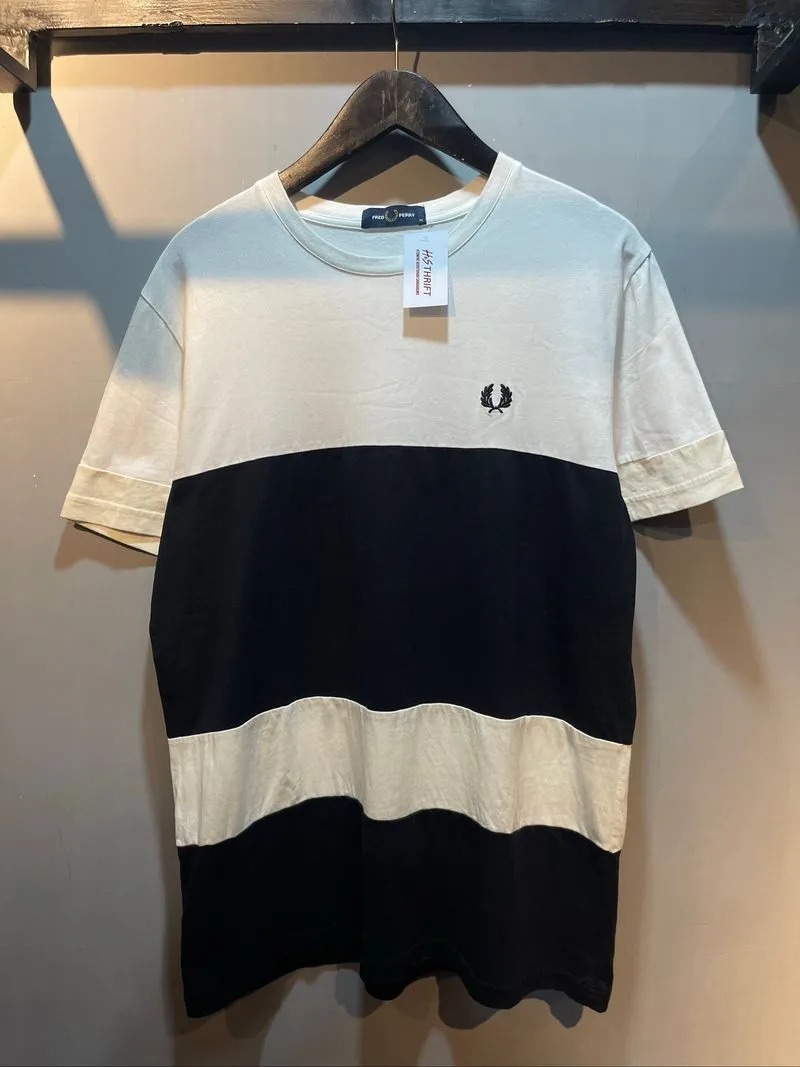 T-Shirt Fred Perry Salur photo 1