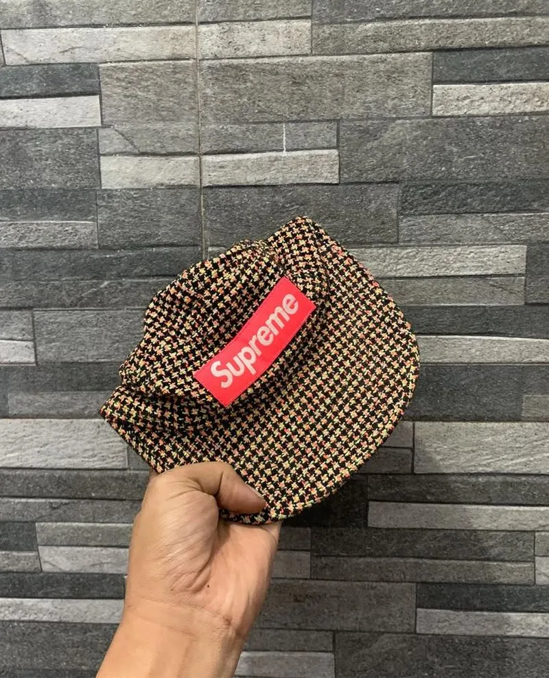 Supreme Bouclé Houndstooth Camp Cap FW17 photo 1