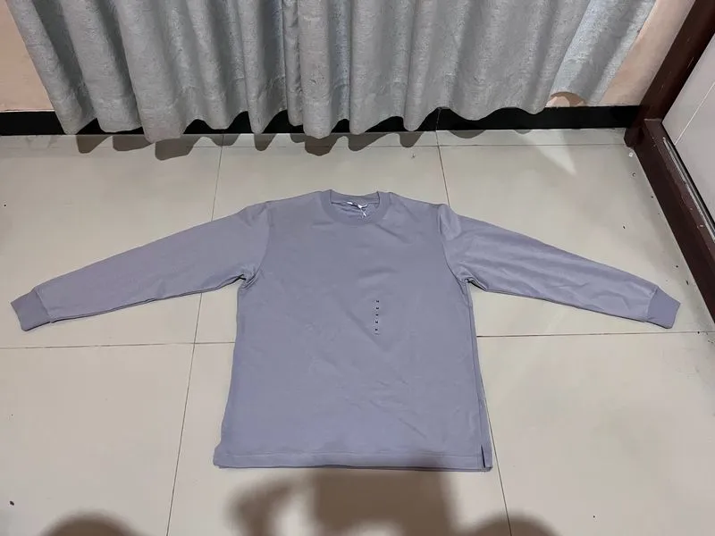 AIRism KATUN  T-SHIRT KERAH BULAT PJG UNGU MUDA UNIQLO photo 1