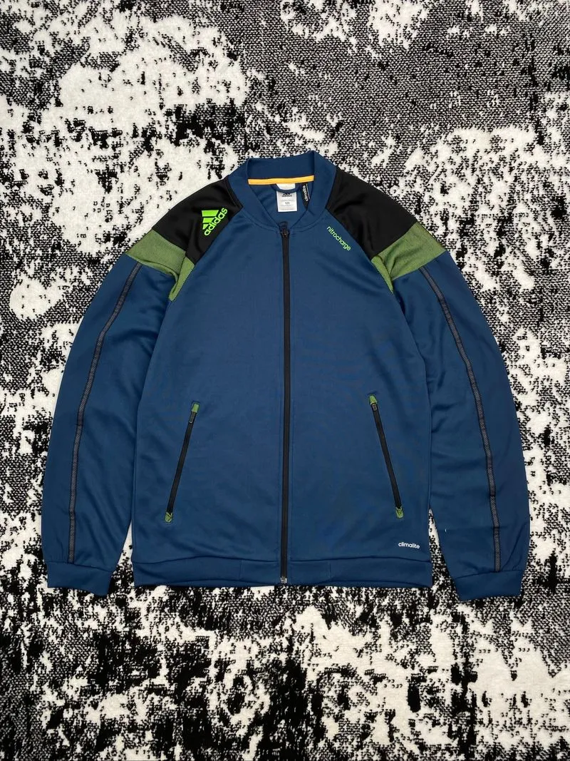 TRACKTOP photo 1