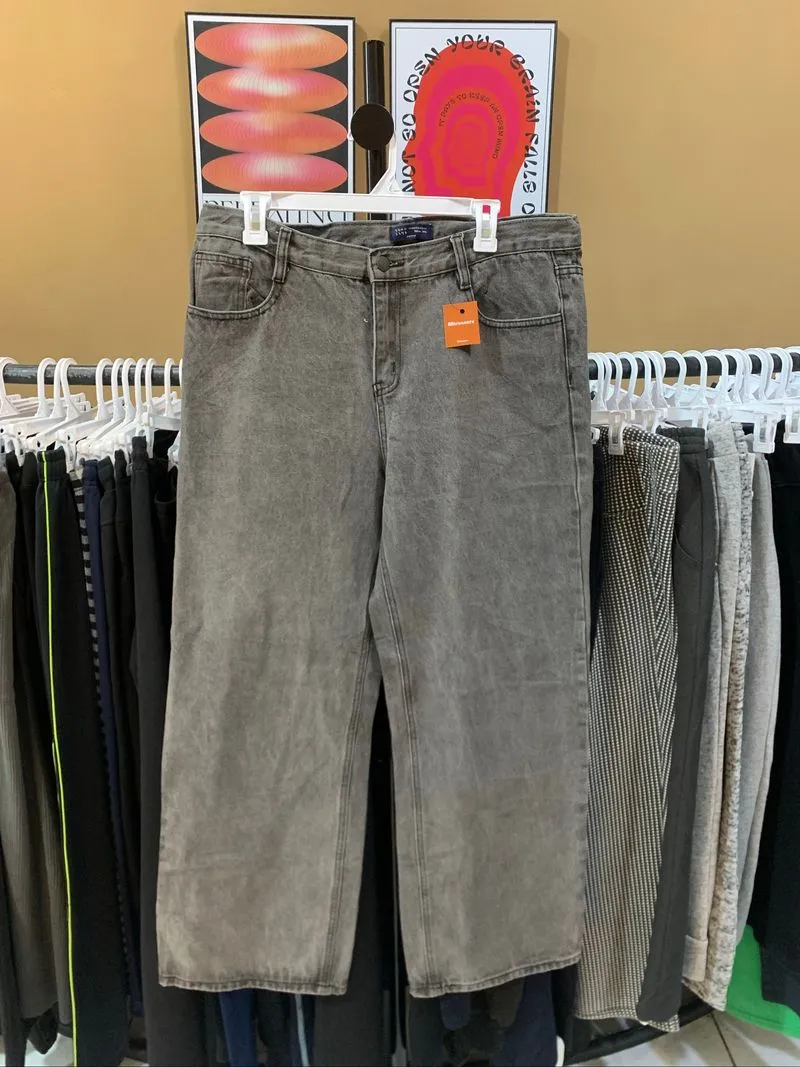 Loose Jeans  photo 1