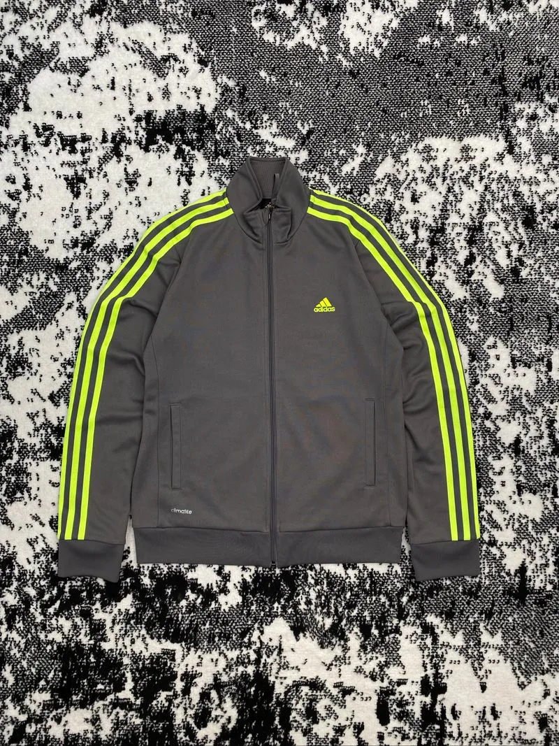 TRACKTOP photo 1