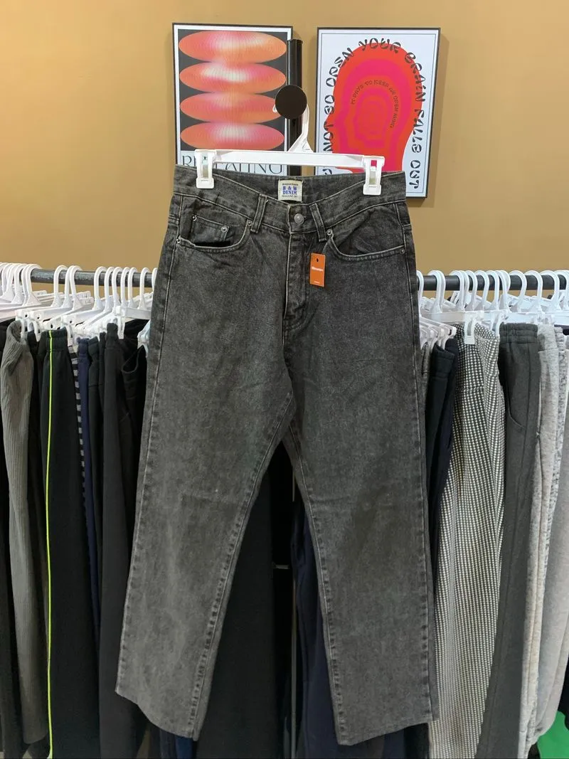 Loose Jeans photo 1