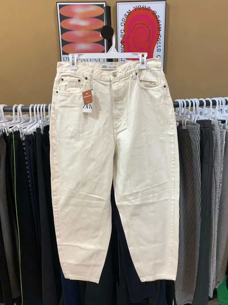 Barrel Jeans photo 1