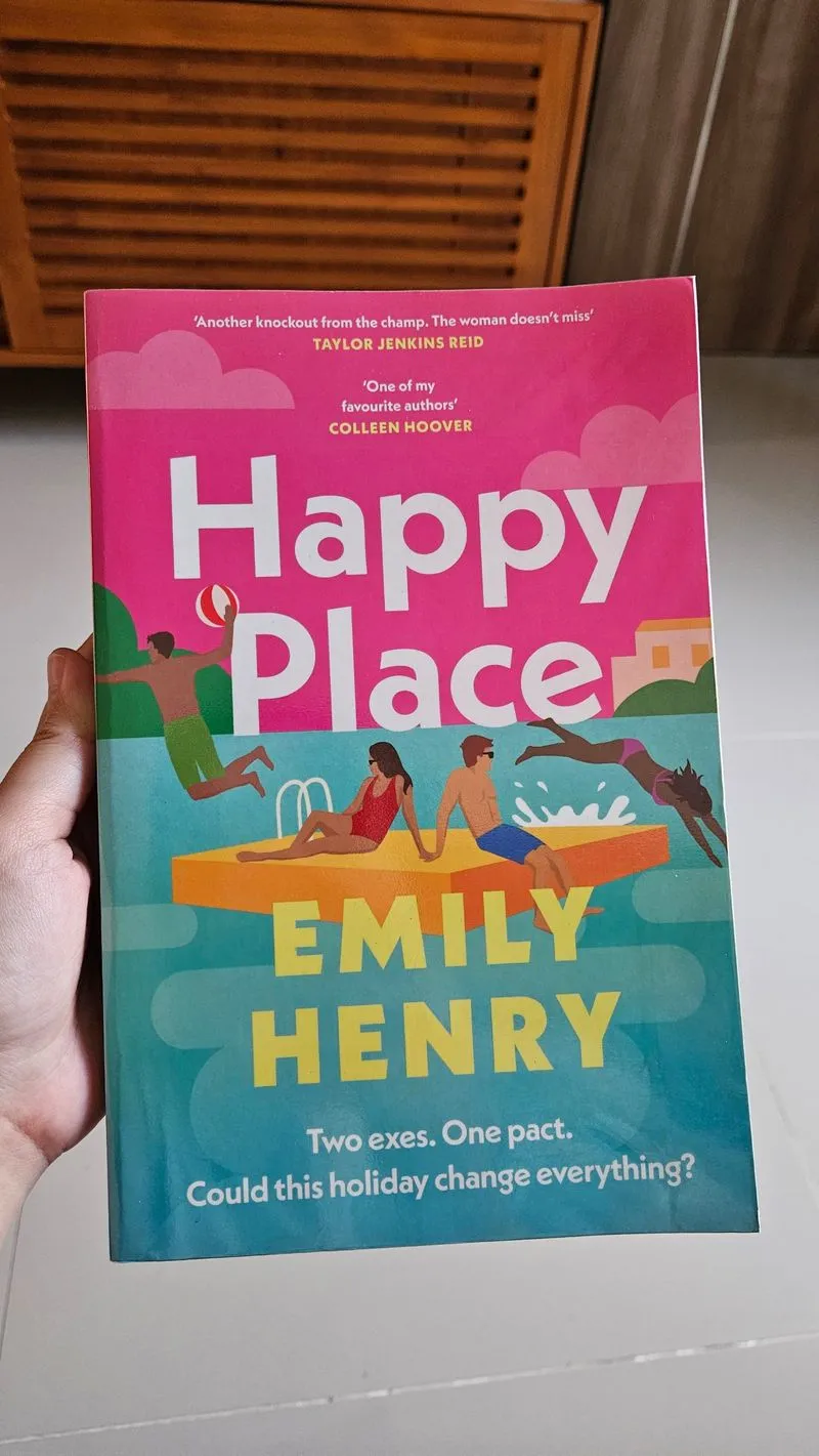 Happy Place - Emily Henry photo 1