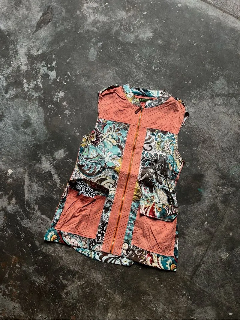 Monte Milano Vest Sz S photo 1