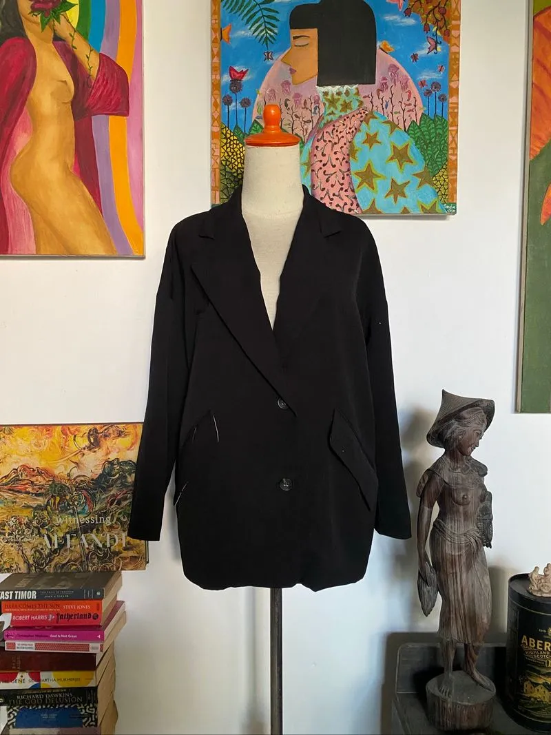 Blazer Hitam Oversized  photo 1
