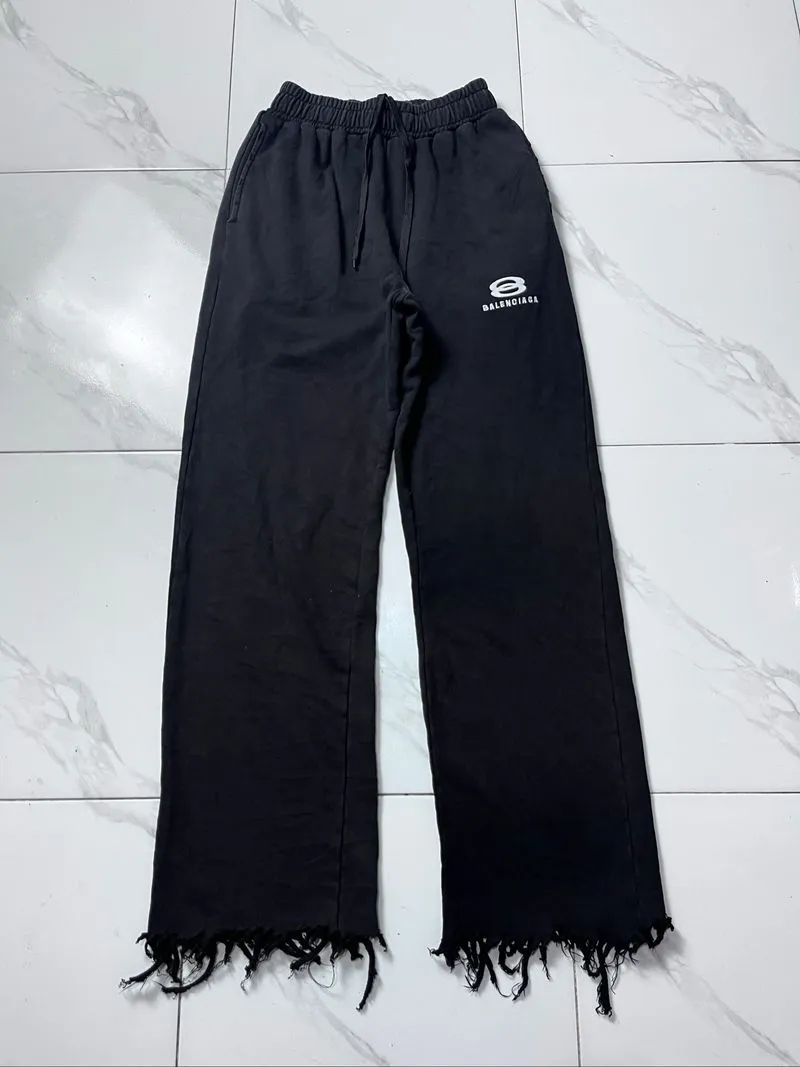 BALENCIAGA DISTRESSED JOGGER FLARE photo 1