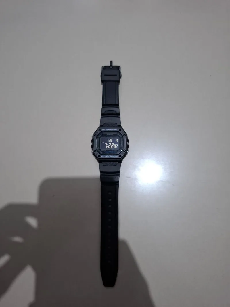Casio W-218H photo 1