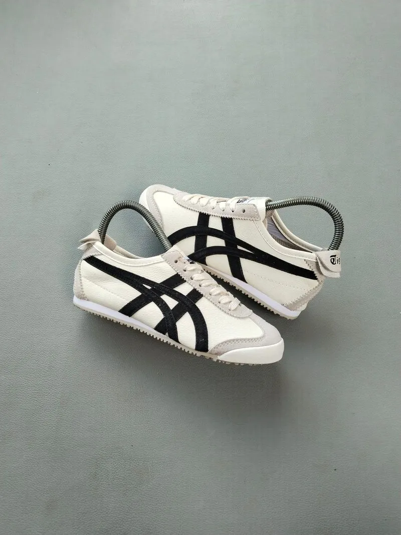 onitsuka photo 1