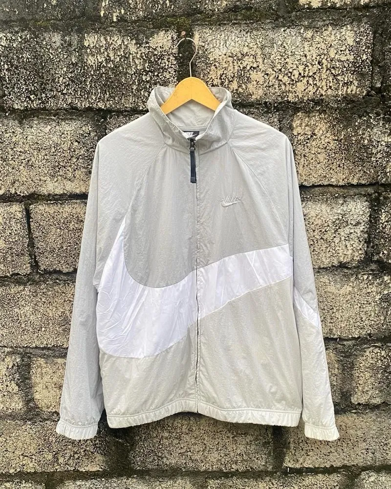 Nike Big Swossh Woven Grey photo 1