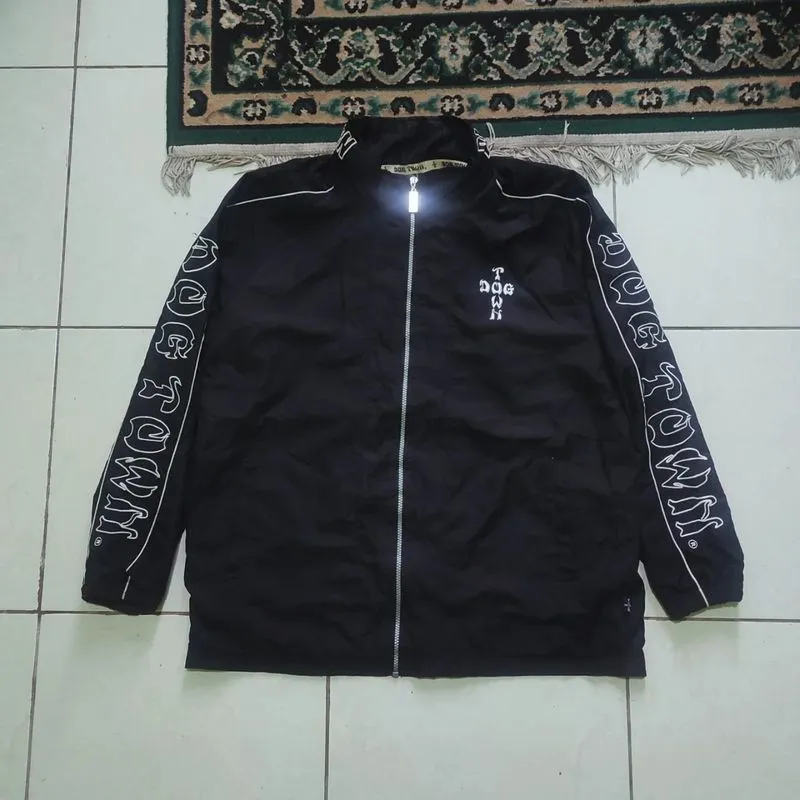 Dogtown black dragon tapped jacket  photo 1