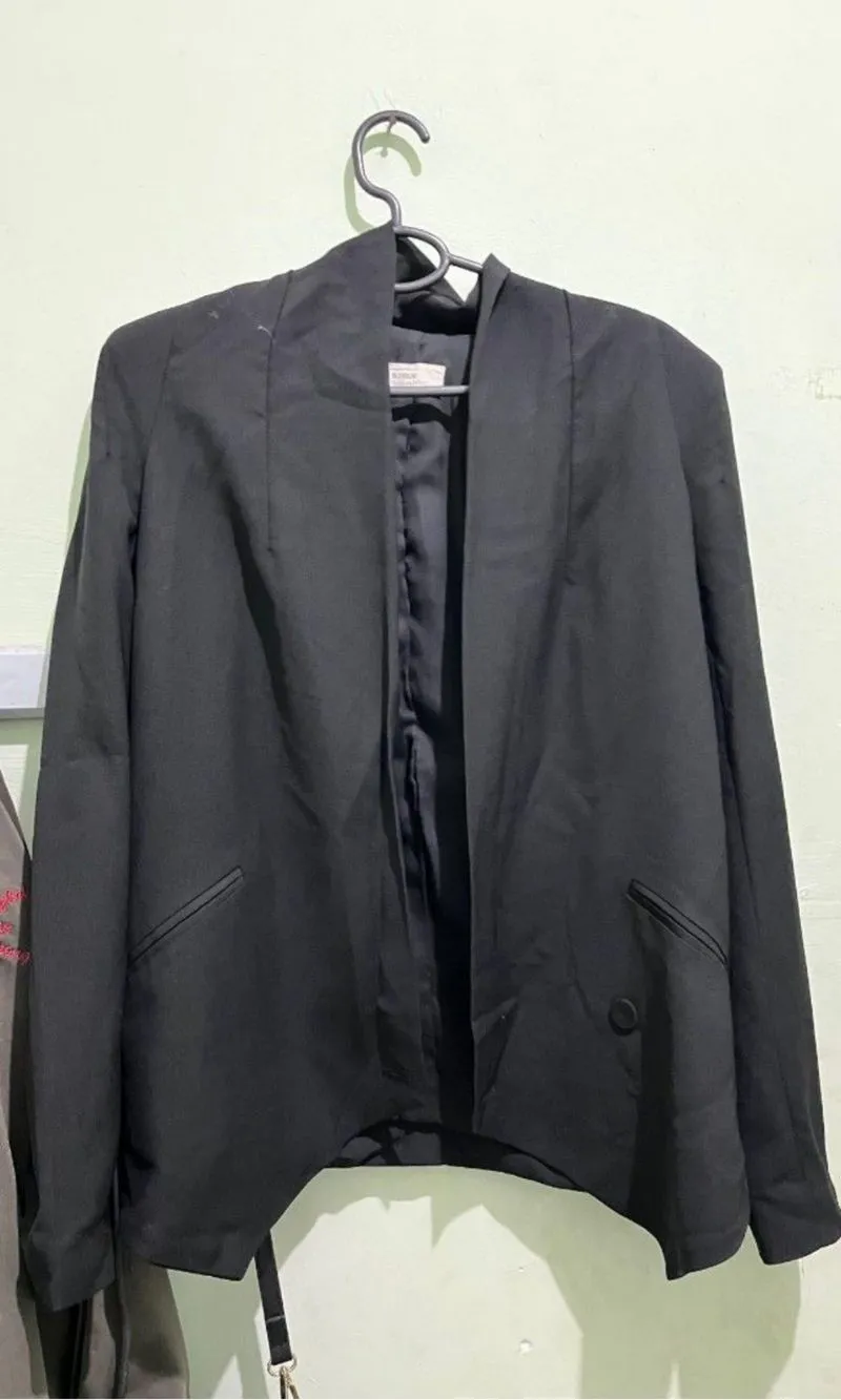 blazer hitam photo 1