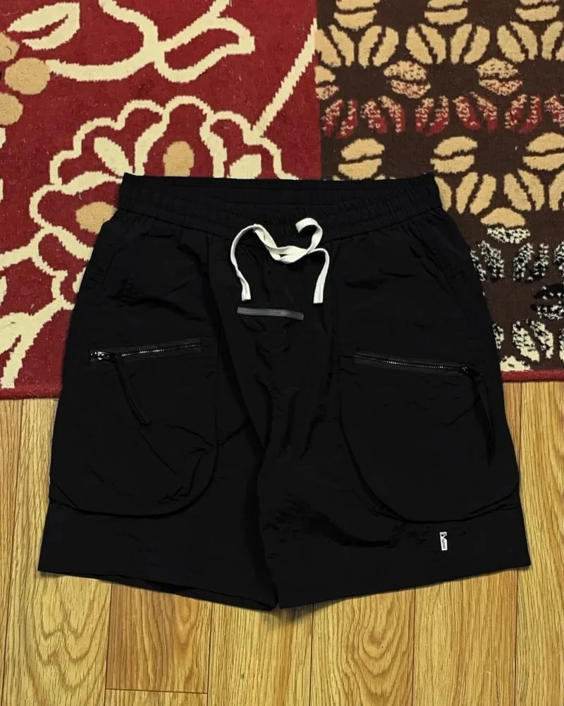 Item(s): IUMER TACTICAL CARGO PANTS photo 1