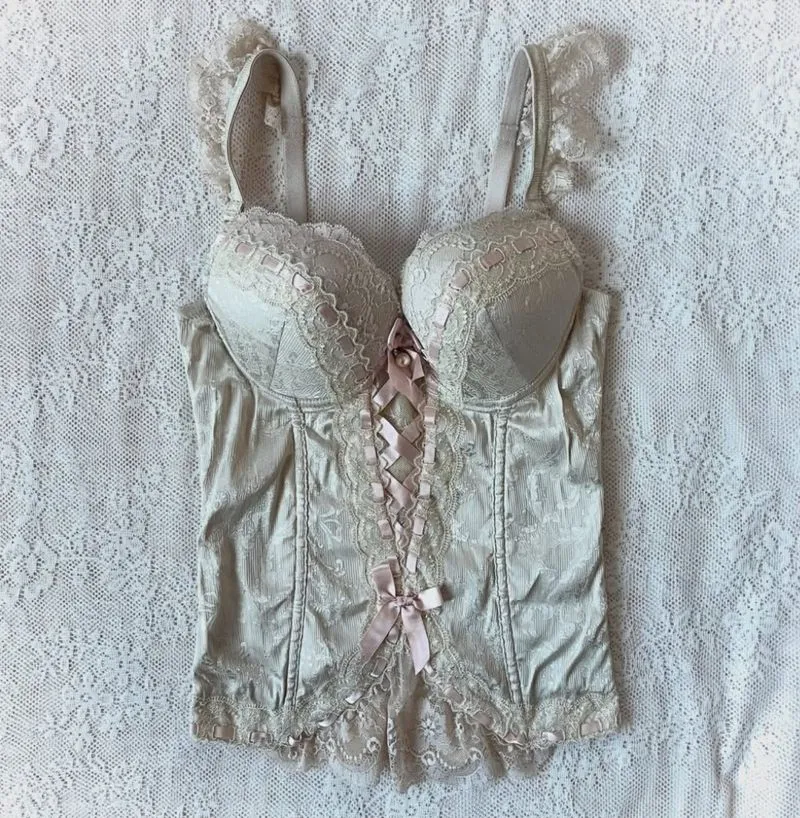 White pink coquette cup photo 1