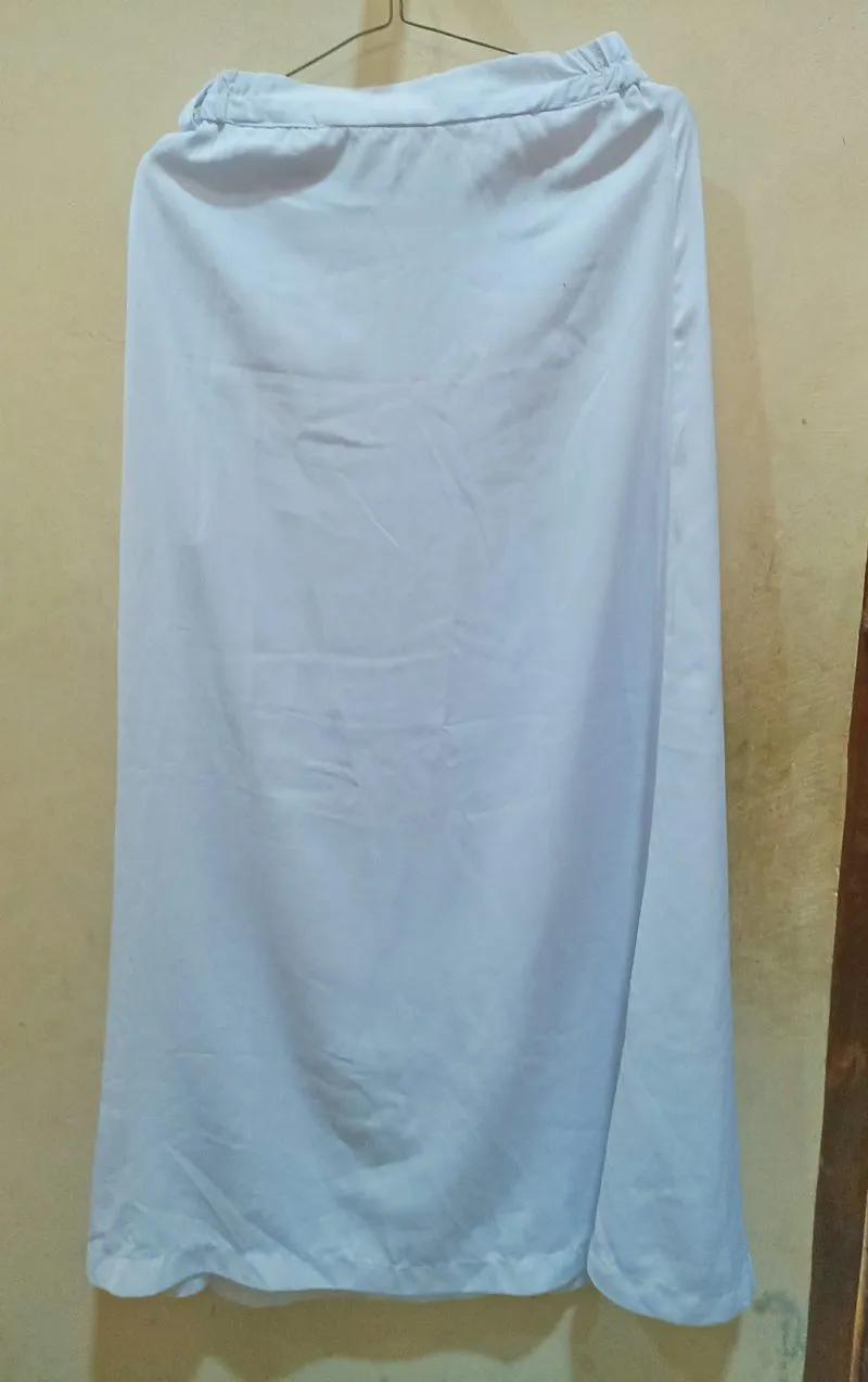 Rok panjang lurus putih bersih photo 1