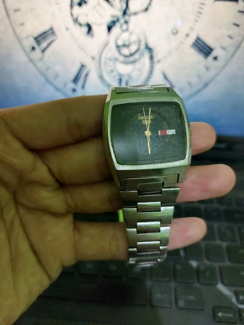 SEIKO 5 TV SHAPE photo 1