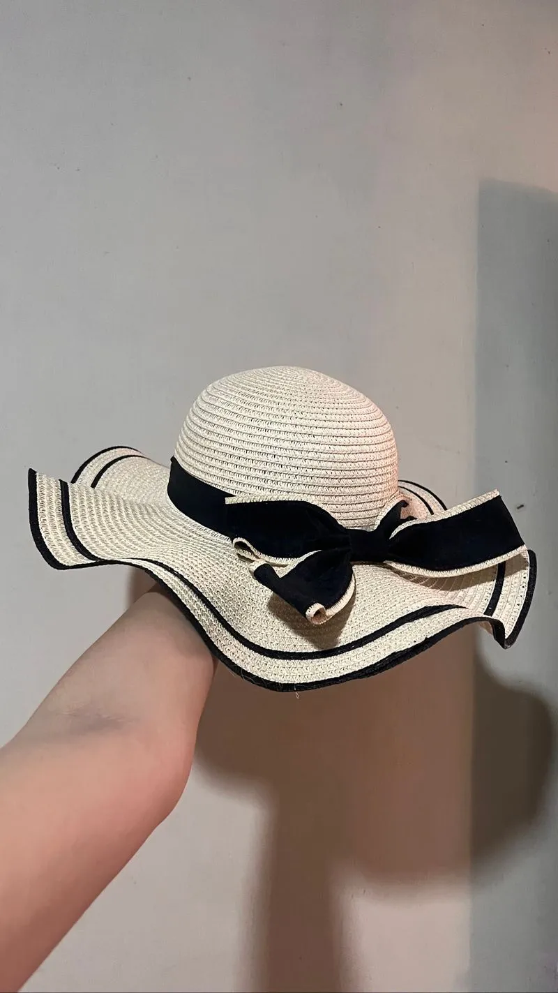 topi pantai photo 1
