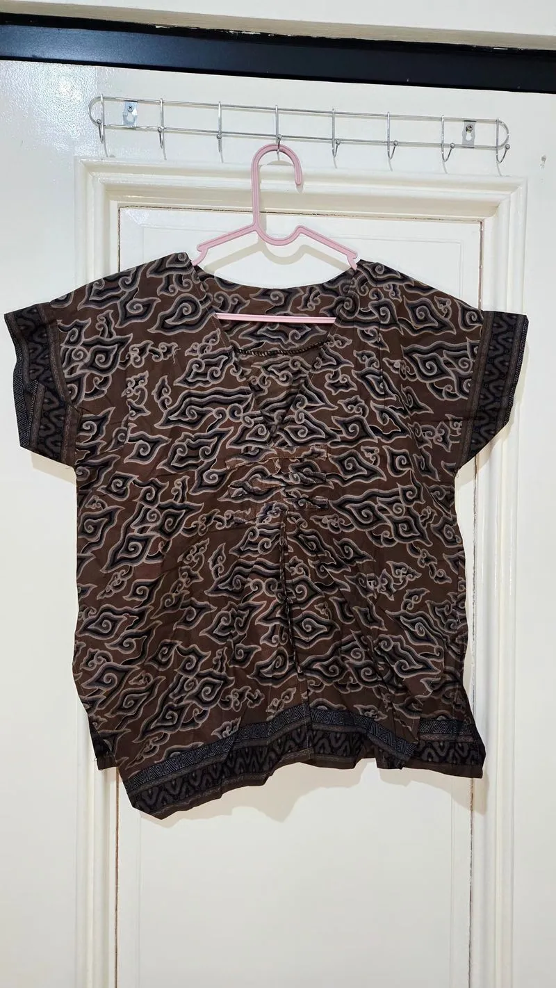 Batik blouse photo 1