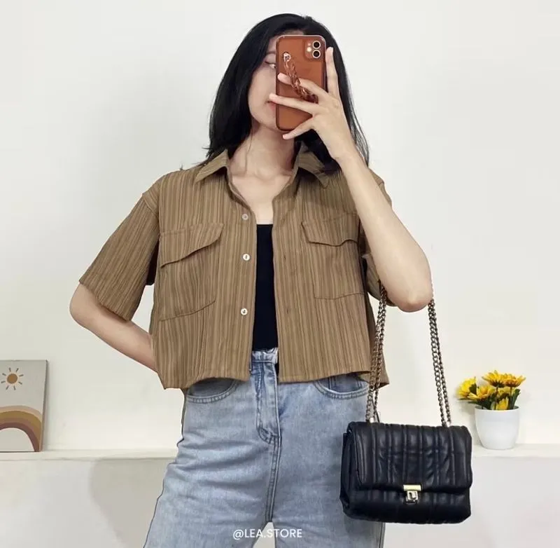 Minimalist Casual Shirt Wanita brown photo 1