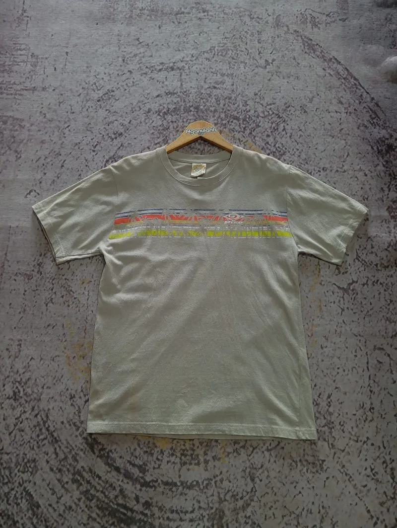 Tshirt Pako Hawai vtg photo 1