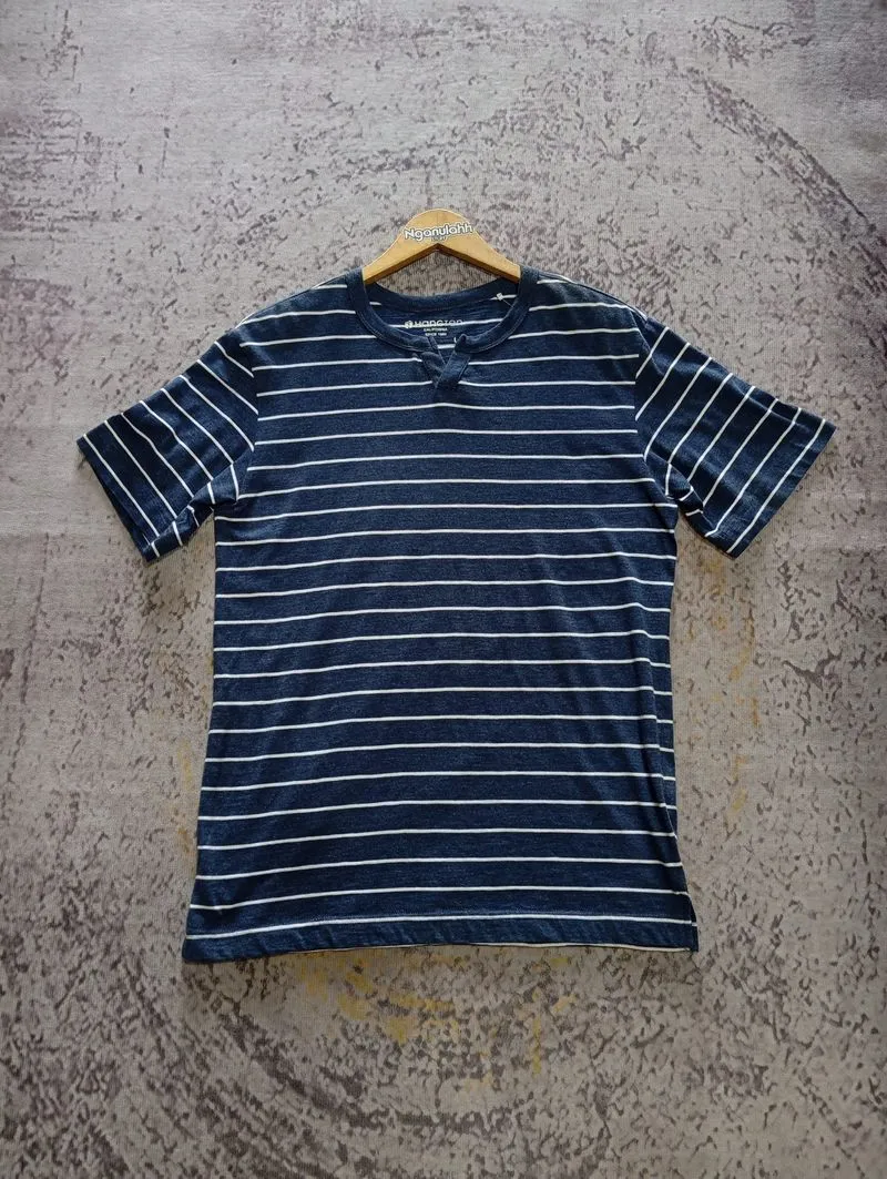 Tshirt Hangten photo 1