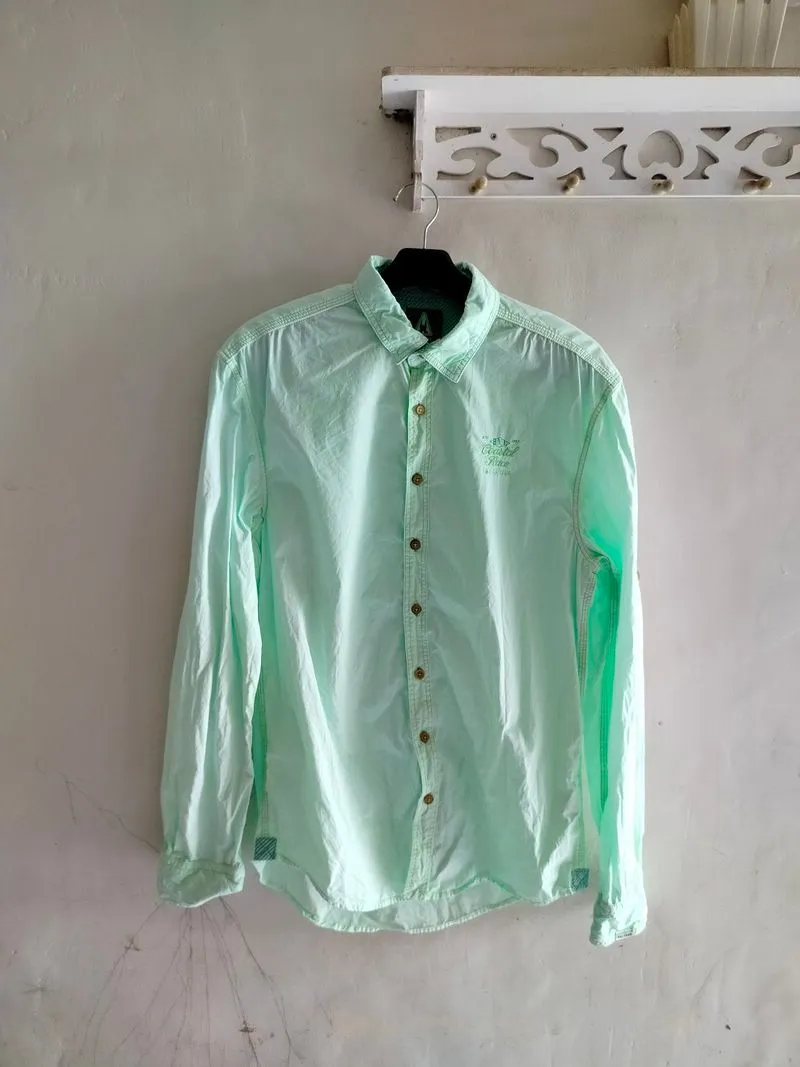 kemeja pria SIZE M branded gaastra photo 1