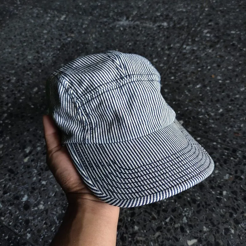 FIVE PANEL HYCORY UNIQLO photo 1