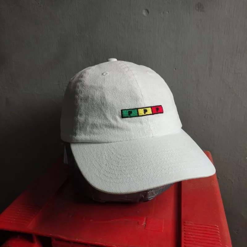 STUSSY CAP RASTA photo 1