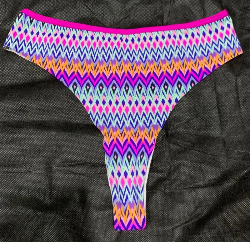 Thong Highwaist Baziani photo 1