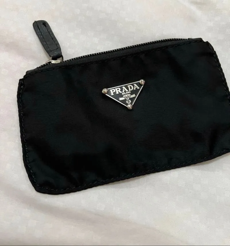 Prada coin purse photo 1