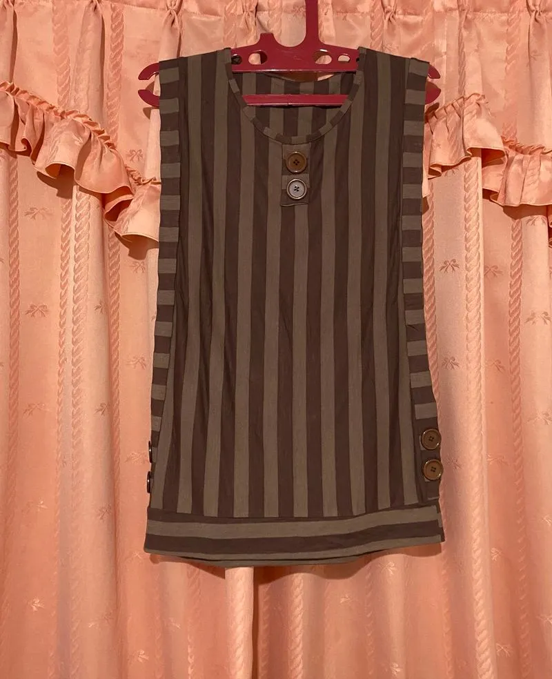 Casual Brown Striped Sleeveless Top Preloved photo 1