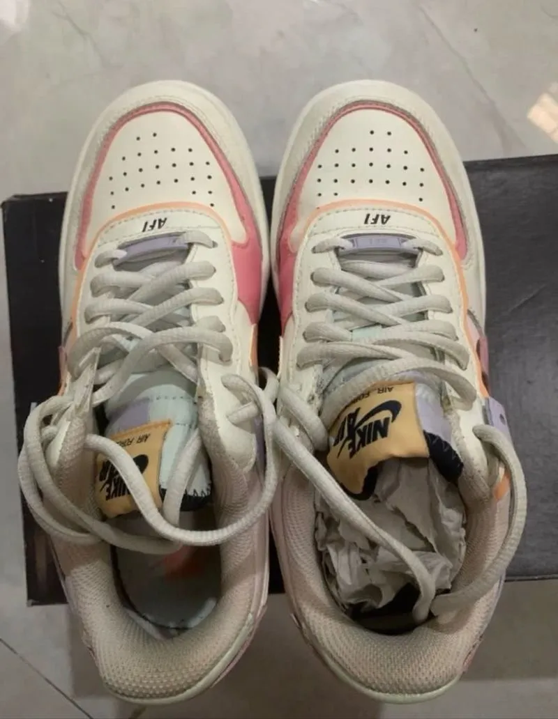 nike air force 1 photo 1