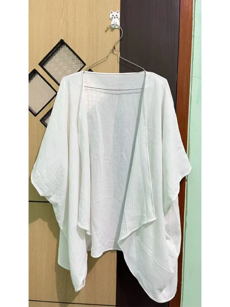 OUTER WHITE | OUTER AIRFLOW WHITE photo 1