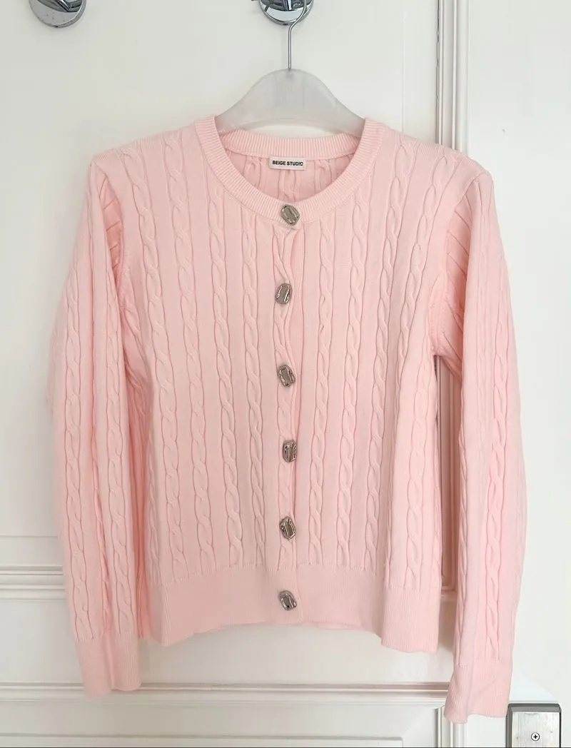 Beige studio cardigan photo 1