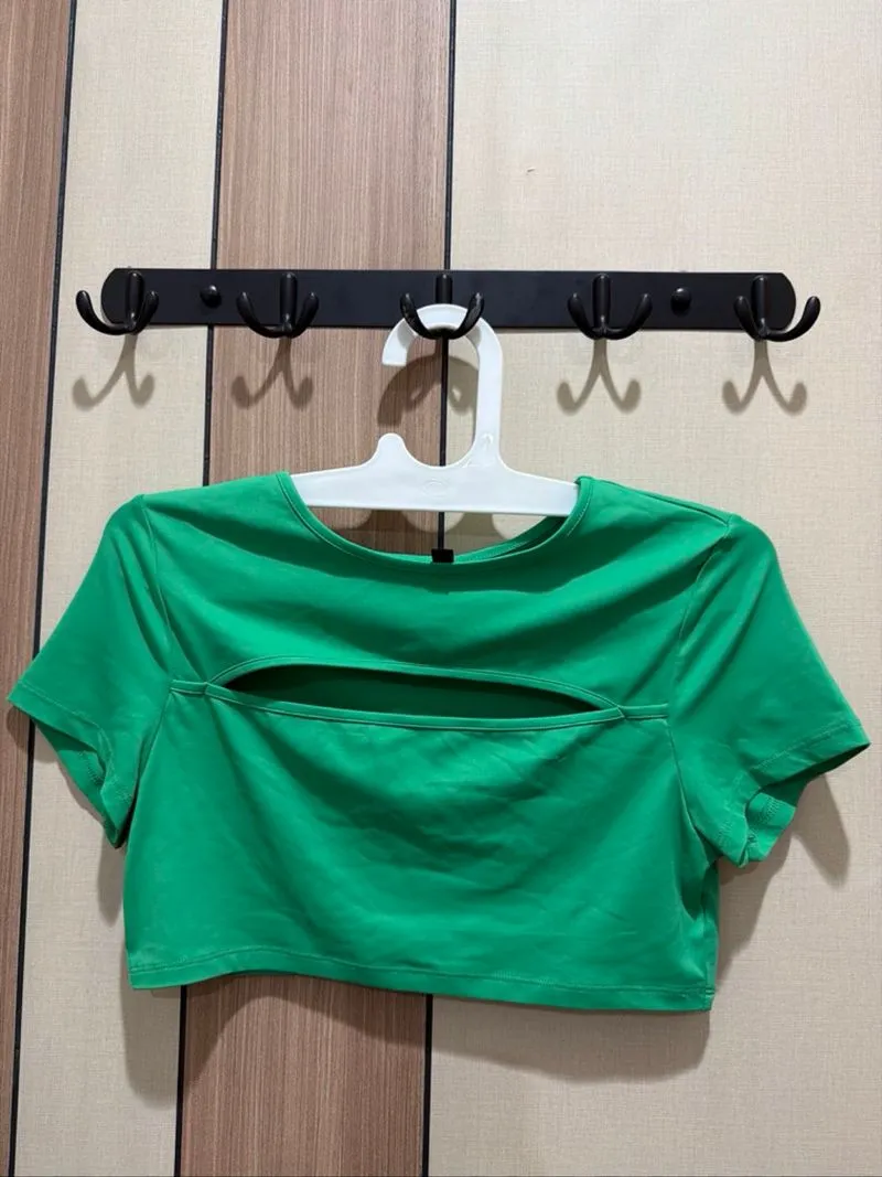 Green Crop Top photo 1