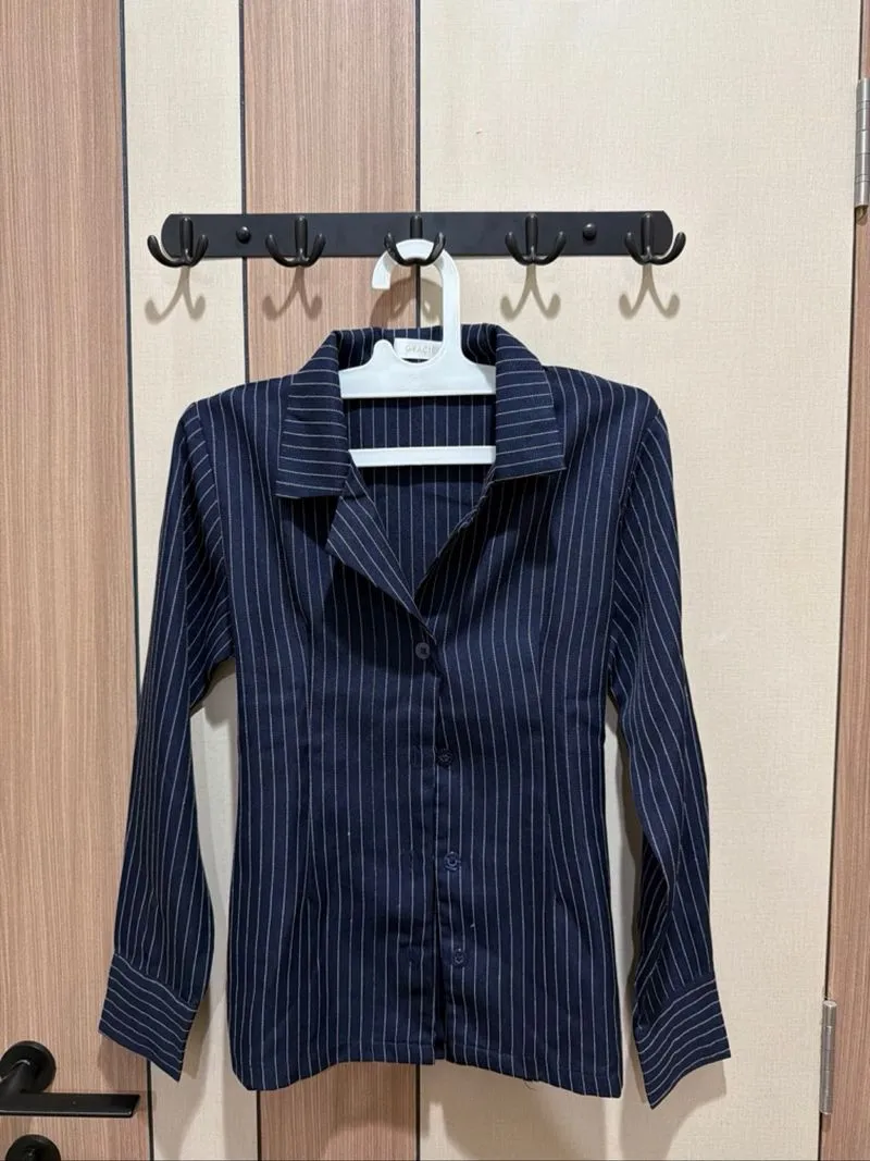 Kemeja Garis Navy photo 1