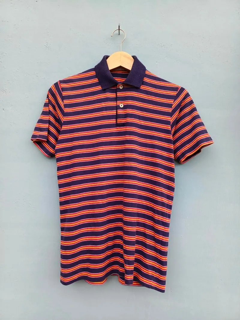 Vintage polo shirt stripe
Country hill photo 1