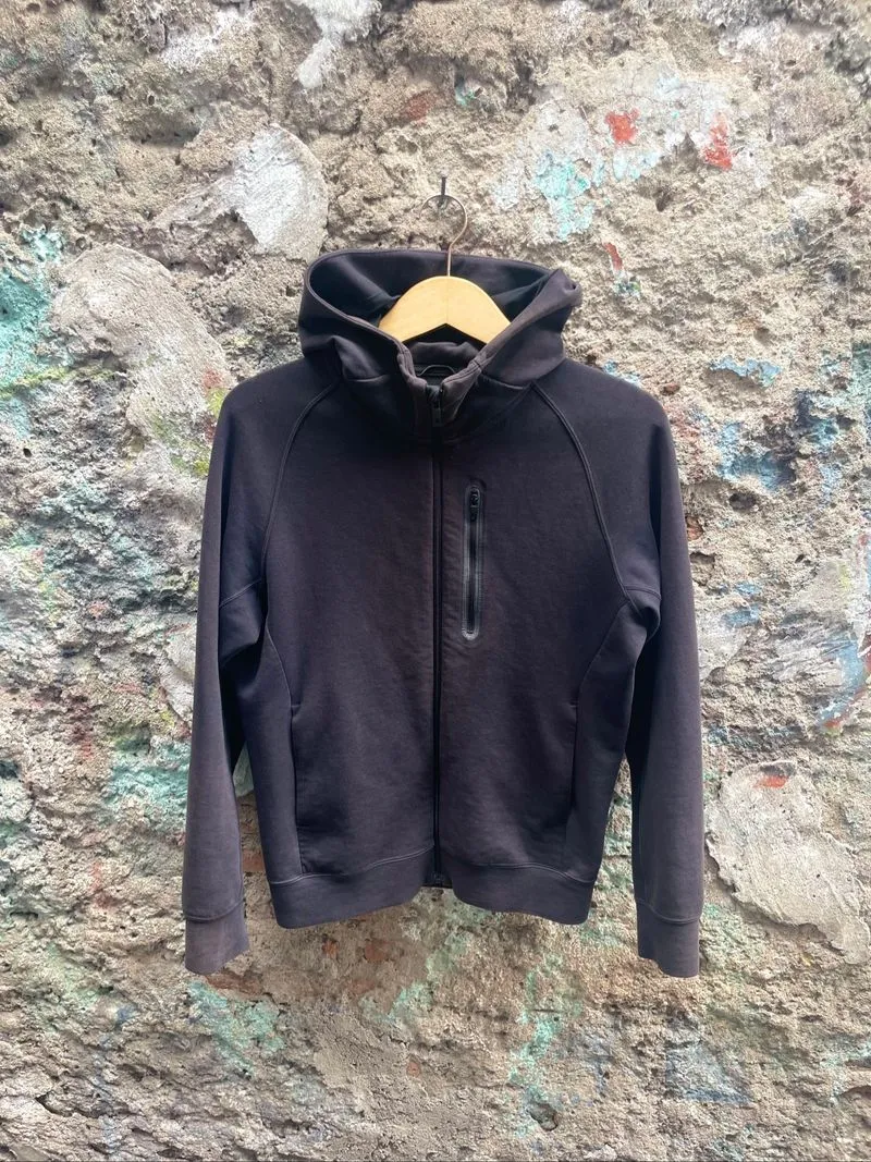 Uniqlo Jacket Tech Black photo 1